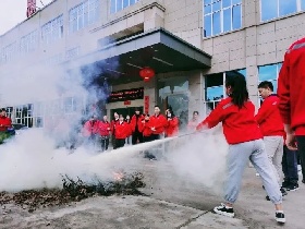 55世纪消防安全演习：关注消防，安全至上